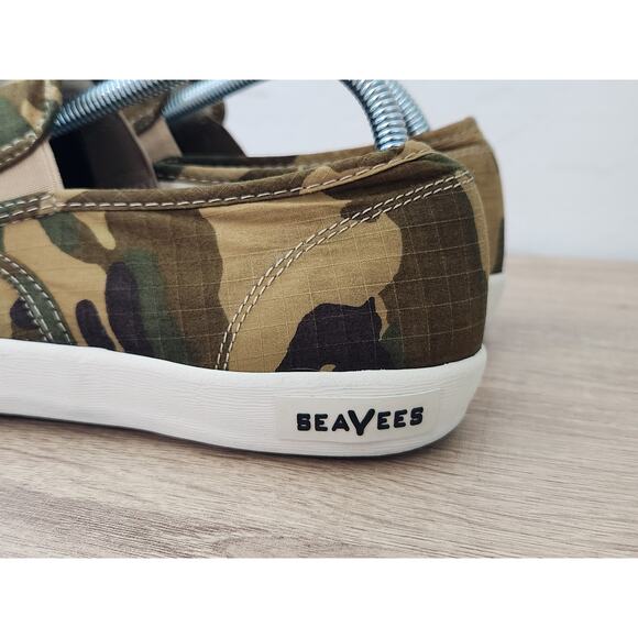 SEAVEES Men 9.5 Green Camo Hawthorne Classic Shoes Slip on Deck Sneakers Casual - Picture 6 of 10